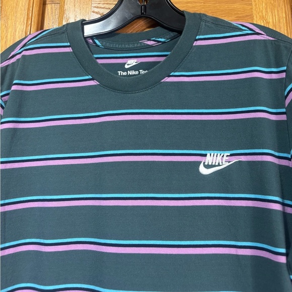 Nike Men's Dark Gray Pink and Teal Striped Short Sleeve T-Shirt Men’s Large EUC - Picture 2 of 7